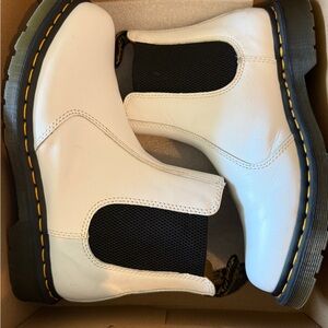 Dr Martens Women’s 2976 White Chelsea Boots Size 10